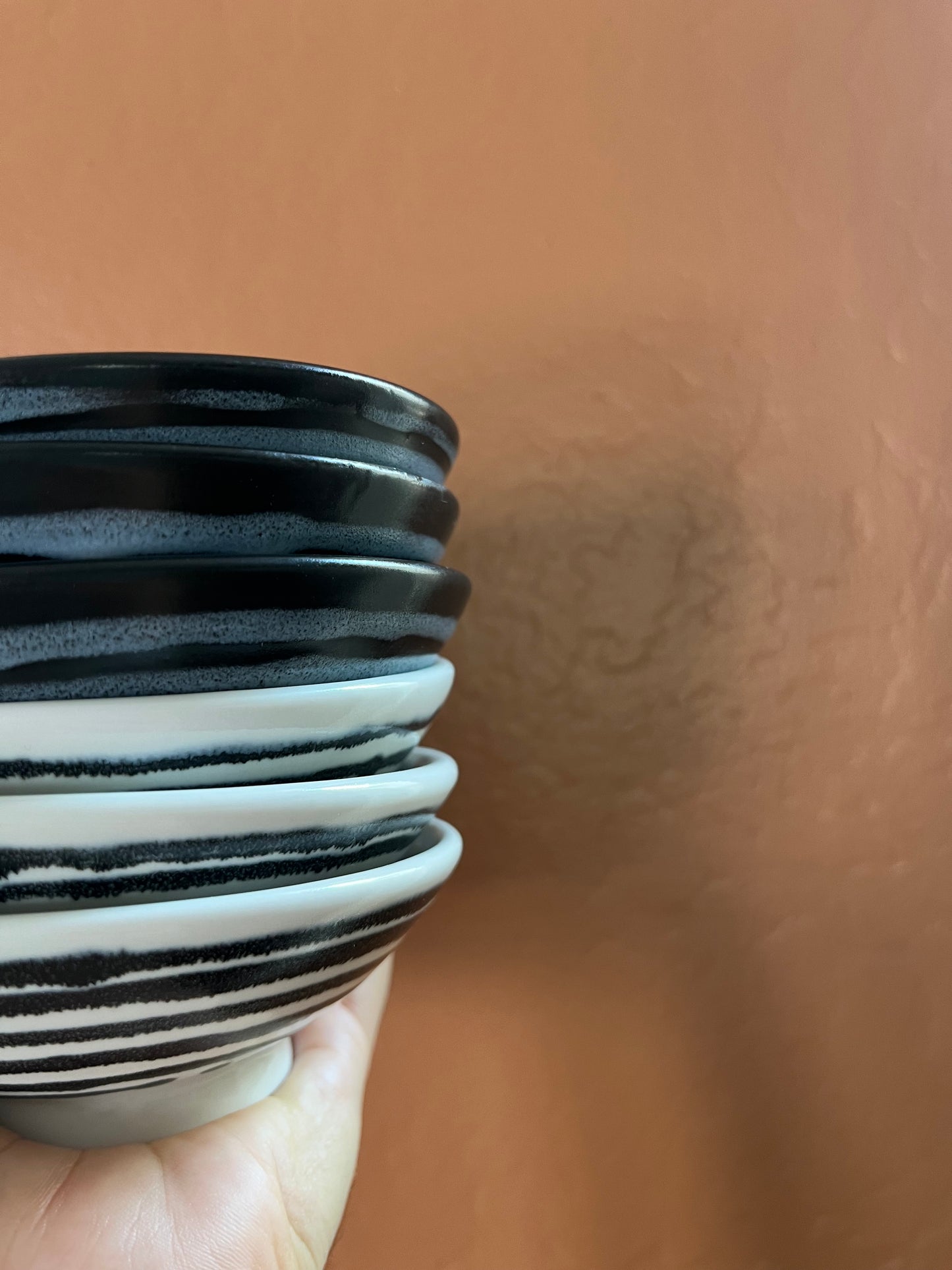 Ceramic mixing bowls - striped